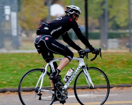 自転車でスピードを出す夢