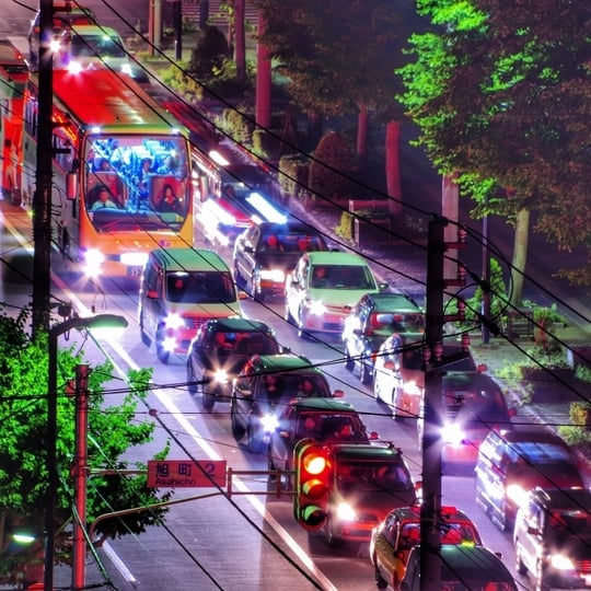 バスが交通渋滞に巻き込まれる夢