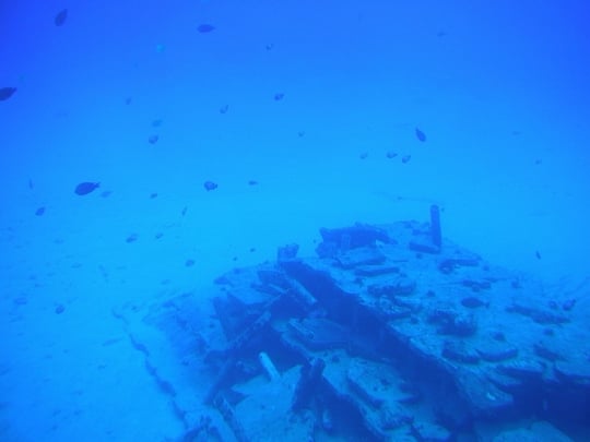 重苦しい海底の夢